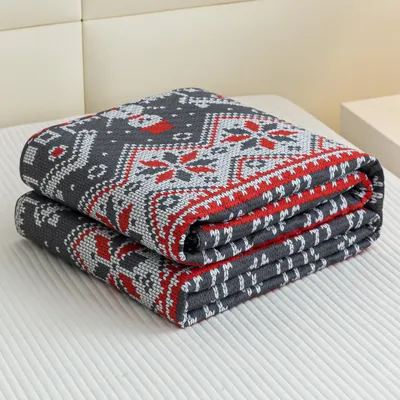 Produktbild von FEBE Tagesdecke Weihnachts Motiv Bettüberwurf 170x200 cm Überwurfdecke Sofadecke Sofaüberwurf Flauschig Mikrofaser Zimmer Deko