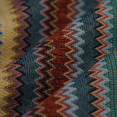 Produktbild von Bunter Jacquard Stoff mit Zigzag-Muster, Polyester-Baumwolle, 138 cm breit, strapazierfähig
