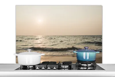 Produktbild von KitchenYeah® Spritzschutz Küche - Küchenrückwand - Wandschutz für Herd und Spüle - Sand - Meer - Strand 100x65 - Alu-Dibond (Alternative zum Spritzschutz aus Glas) - Hitzebeständig - Herdspritzschutz