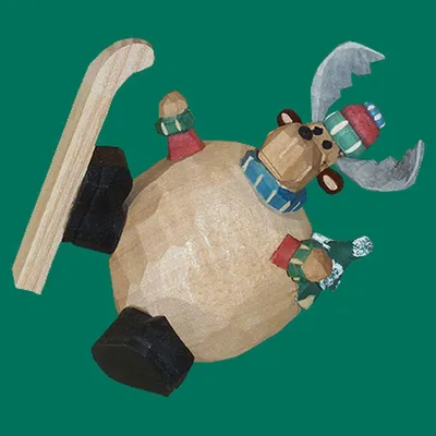 Zdjęcie produktu dla Drewniana figurka łosia w śnieżnej kuli, rzeźbiona, wysokość 9 cm, NOWA