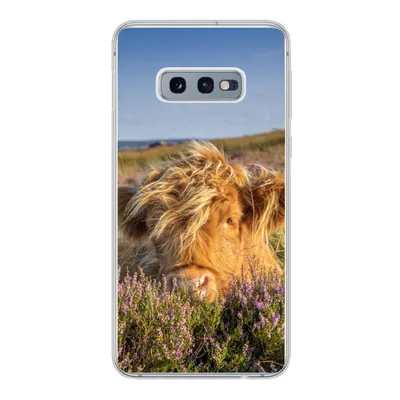 Produktbild von MuchoWow® Handyhülle Schutzhülle Hülle für Samsung Galaxy S10e Schottische Highlander - Heide - Gras - Tiere Silikon Softcase Handy Hülle - Handy