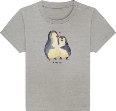 Produktbild von Mr. & Mrs. Panda Babyshirt Pinguin umarmen 0. - 6. Monat - Heather Grey - Geschenk, Liebe, Hochzeitstag, Verknallt, Hochzeit, Umarmung Verliebt, Baby Shirt,  T-Shirt