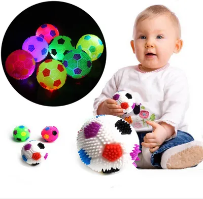 Produktbild von LED blinkende springende Musik Igel Fussball Fussball Fussball Squeeze Kinder Spielzeug Geschenk