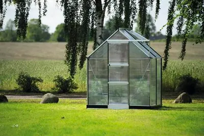 Produktbild von Gewächshaus Halls Icon 6 2,5 m² Polycarbonat 4 mm 192,5 x 130,3 cm silber