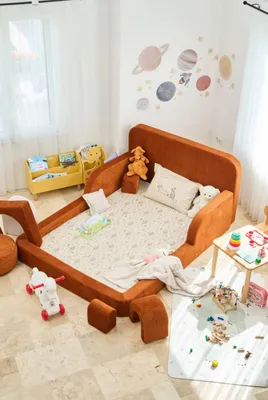 Produktbild von Hanah Home, Hochwertiges Kinderbett, Fliesenrot, 115x90x210 cm, 100% Plüschstoff