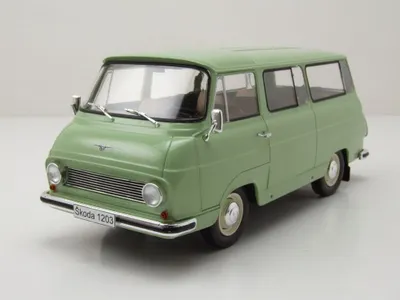 Produktbild von Whitebox 124176 Skoda 1203 1968 hellgrün 1:24