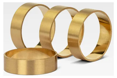 Produktbild von Serviettenringe 8er Set | Hochwertiges Messing | Elegantes Design | Akzente für Hochzeiten, Dinnerpartys, Feiertage und besondere Anlässe (Gold, 8)