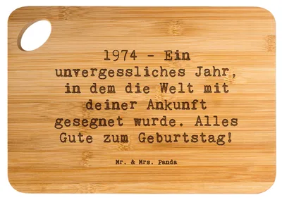 Produktbild von Mr. & Mrs. Panda Frühstücksbrettchen Spruch 1974 Geburtstag - Transparent - Geschenk, Hackbrett, geboren, unvergessliches Jahr, feiern, Happy Birthday, Frühstücksbrett