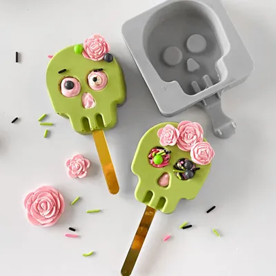 Produktbild von Totenkopf Silikonform für Eis am Stiel