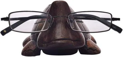 Produktbild von Holz-Schildkröten-Brillehalter - Brillenstander Optische Gläser - Brille-Sicherheits-Abstellhalter - Handgefertigtes Mangoholz - 15 cm Breit - Braun