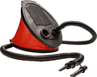 Produktbild von Enero Camp 3 Liter Blasebalg-Matratzenfußpumpe schwarz-rot mit Spitzen zum Einpumpen und Auspumpen