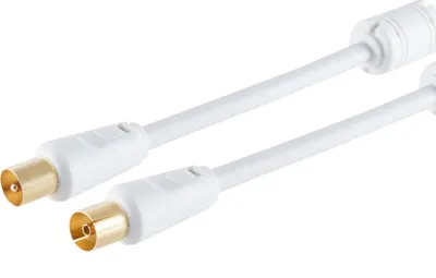 Zdjęcie produktu dla Kabel antenowy S/CONN o maksymalnej łączności z filtrem prądu powłoki, pozłacane styki, 4-krotnie ekranowany - CE > 110 dB, 10,0 m (80408)