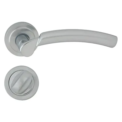Produktbild von DOMINO Türgriff Drückergarnitur WC -Badezimmer Set | Rund-Rosette | Türklinke für Bürotür, Kellertür & Innentür | Türbeschläge aus Messing | Chrom satiniert Türdrückergarnitur | ZITA M6/M18