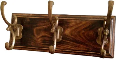 Productafbeelding van Martino-garderobe met 3 messing haken voor hal of badkamer