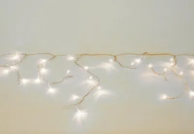 Obrázok produktu pre Vianočný svetelný dážď - 4 m, 200 LED, teple biely