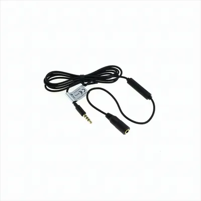Produktbild von OTB Audio-Adapter kompatibel zur 3,5mm Smartphonebelegung --> 3,5mm Stecker mit Mikro & Kabel