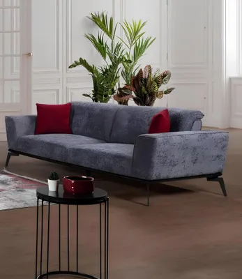 Immagine prodotto di Divano a 3 posti, imbottitura in tessuto grigio, ideale per il soggiorno. Materiale: tessuto. Colore: grigio