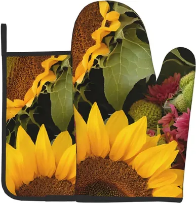 Produktbild von 2-teiliges Set mit gelben Sonnenblumen zum Kochen und Grillen – hitzebeständiger Ofenhandschuh und Topflappen, isoliertes Set für Küche und Sommerblumen