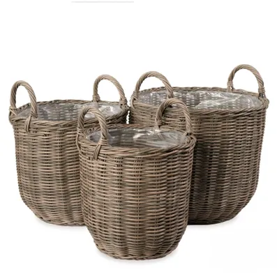 Produktbild von di volio Pflanzkübel Set ANZIA – 3 runde Blumenkörbe aus Polyrattan mit Griffen und Folie, wetterfeste Rattan Blumentöpfe für Außen (Braun)