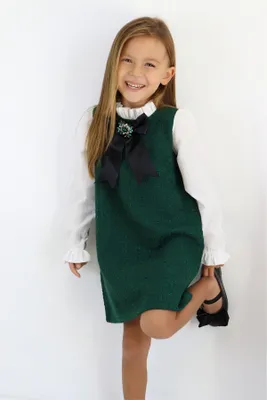 Produktbild von Kleid Vanessa - Kleid mit Tweed in grün abnehmbare Brosche mit Zirkoniastein
