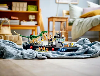 Produktbild von LEGO 76942 Jurassic World Flucht des Baryonyx, Dino Spielzeug mit Schnellboot für Jungen und Mädchen, Geschenkideen für Kinder, Dinosaurier Figuren