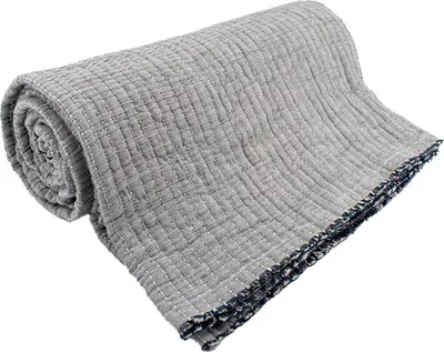 Produktbild von Plaid aus gewaschener Baumwolle mit Boutis-Steppung