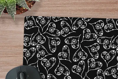 Produktbild von MuchoWow® Mauspad Mousepad Mädchen - Herz - Blumen - Muster - Mädchen - Kinder - Baby 23x19 cm - Mousepads - Maus Mat - Pad - Mausunterlage - Schreibtischunterlage - Mauspad