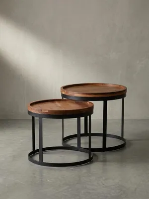Satztische Sheesham Massivholz natur im 3/4-Profil mit klarer Designsprache_#sku_BARWL1.550#