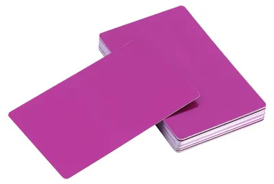 Immagine prodotto di 50 portachiavi in metallo di grande impatto, con incisione laser, ideali per biglietti da visita (color lilla)