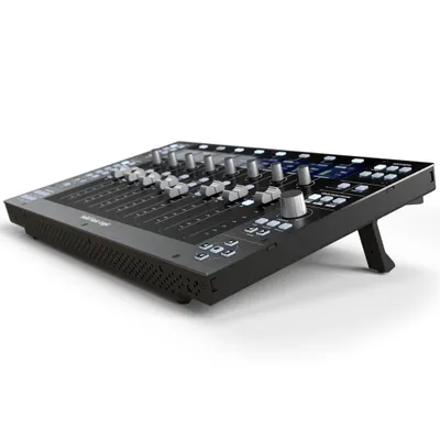 Produktbild von Solid State Logic UF8