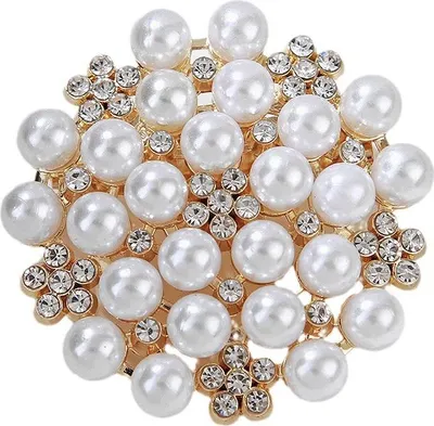 Zdjęcie produktu dla Broszka damska perłowa z cyrkoniami – elegancka, 4 × 4 cm
