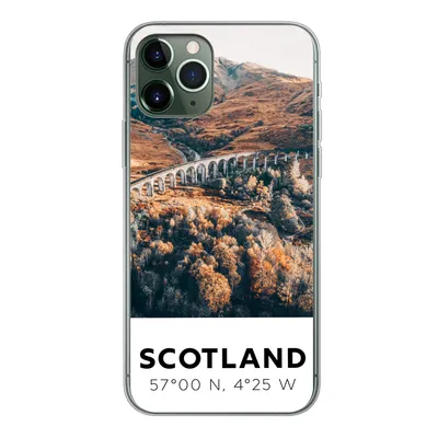 Produktbild von MuchoWow® Handyhülle Schutzhülle Hülle für iPhone 11 Pro Schottland - Herbst - Berge Silikon Softcase Handy Hülle - Handy