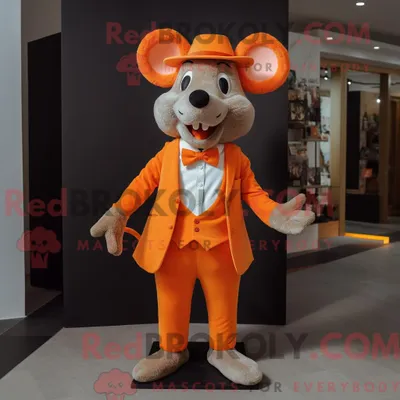 Obrázok produktu pre Postava maskota REDBROKOLY: oranžová krysa v obleku a motýliku
