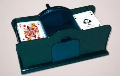 Produktbild von Kartenmischmaschine mit Kurbel für Spielkarten