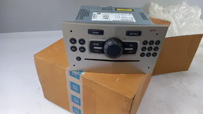 Produktbild von Original OPEL Corsa-D Multimedia Haupteinheit 13289917