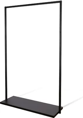 Produktbild von Natural Goods Berlin Kleiderständer BASIS - Kleiderstange aus stabilem Metall - Freistehende Garderobenstange für Schlafzimmer, Wohnzimmer & Büro, 100cm, Schwarz
