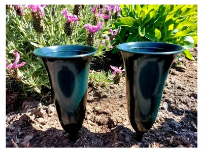 Produktbild von 2er Set kleine Blumenvase für Friedhof Grabvase Tulpe 21 cm hoch mit Erdspieß
