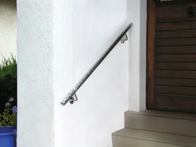 Produktbild von Fertighandlauf, Stahlrohr, feuerverzinkt, Rohr-Ø 42 mm, Länge 1200 mm