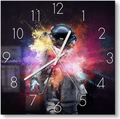 Produktbild von DEQORI Glasuhr 30x30 cm Zahlen 'Kosmonaut in Farbknall' Wanduhr Glas Uhr Design leise