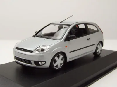 Produktbild von Ford Fiesta 2002 silber Modellauto 1:43 Maxichamps