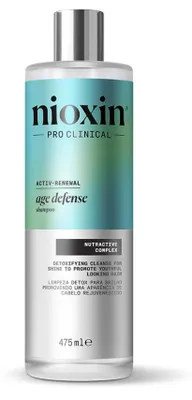 Produktbild von AGE DEFENSE Anti-Aging-Shampoo reinigt die Kopfhaut mit Niacinamid 475 ml