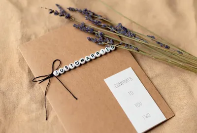 Produktbild von Räder Buchstabenperlenkarte Just married