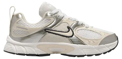 Image de Baskets Nike V5 RNR Junior