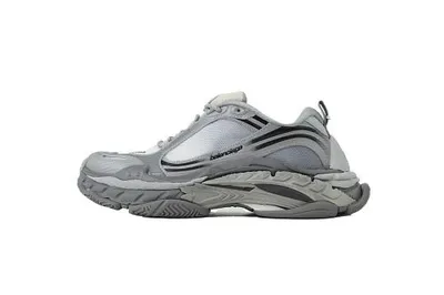 Obrázok produktu pre 865849 WTR2G 1800 Balenciaga Triple S 2 'Gradient Grey' VEĽKOSŤ:EUR35