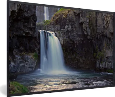 Produktbild von MuchoWow® Gerahmtes Poster Wasserfall - Wasser - Felsen 90x60 cm - Poster mit Schwarzem Bilderrahmen Wandposter Rahmen Foto Bilder - Fotorahmen - Foto-Plakat
