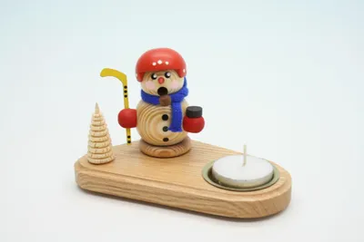 Produktbild von Kerzenhalter mit Teelicht und Hockeyspieler Höhe 14cm NEU