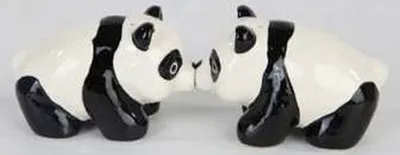 Produktbild von Salz und Pfefferstreuer Set Panda Figur Bär