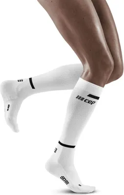 Produktbild von CEP the run socks, tall, v4, w white III