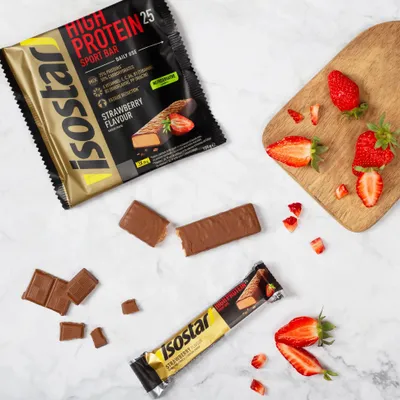 Image de Barre Isostar High Protein à la fraise (105 g)