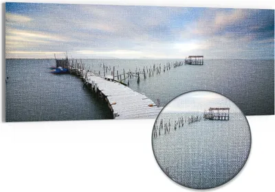 Produktbild von DEQORI Hybrid Leinwand Bild 150x60 cm 'Stiller Steg' Wandbild Glas flach modern